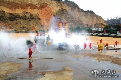 液化氣槽車泄漏了，快撲救！蘭州消防開(kāi)展大型演練活動(dòng)