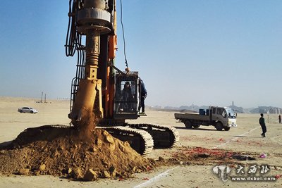 甘肅警院301項目反恐訓練基地首根樁基開鉆