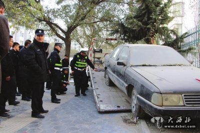 還路于民安寧區(qū)整治“僵尸車”