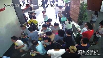 58同城總部遭人強闖堵門 因凍結(jié)遭投訴公司賬號