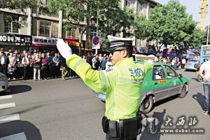 3000警力護航全市高考安保工作