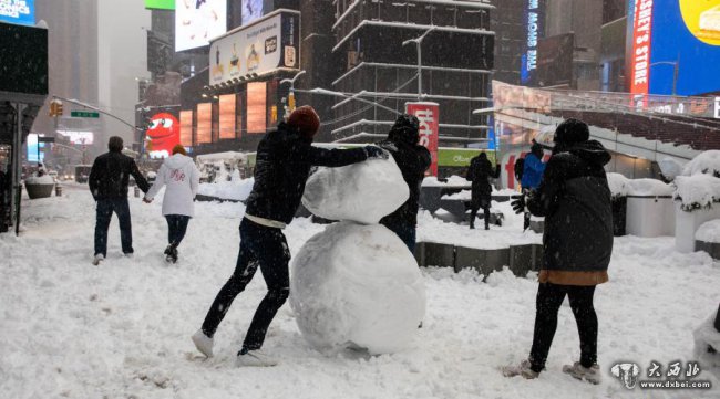 暴風(fēng)雪襲紐約